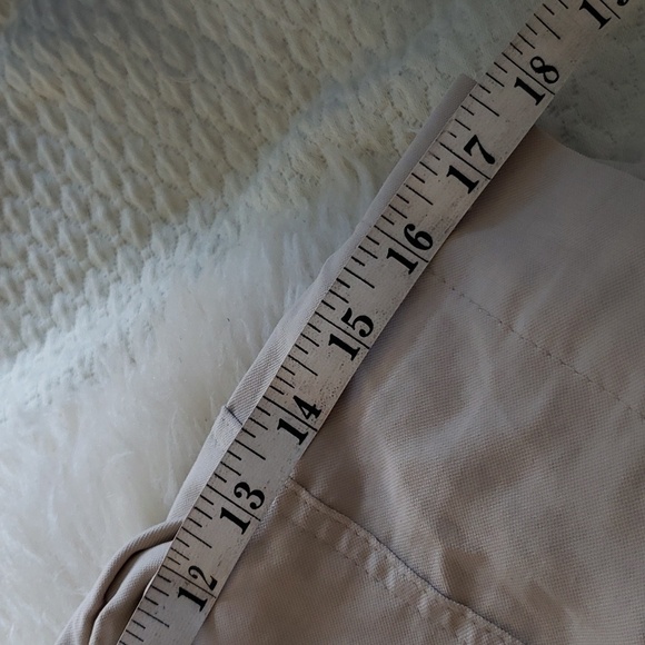 H&m paperbag beige high waisted cargo shorts size 8 nwt - Picture 4 of 7